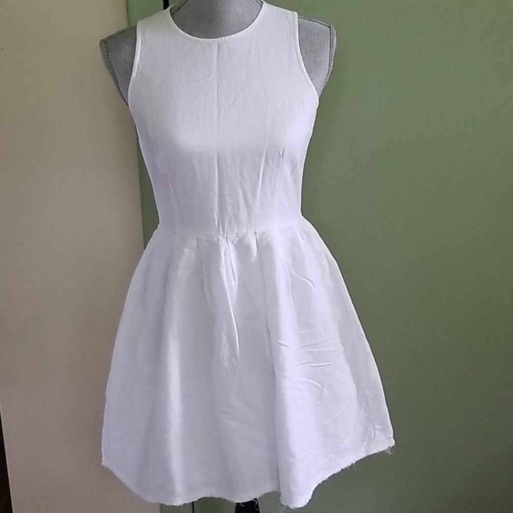 Gap Linen Fit And Flare Sleeveless Dress